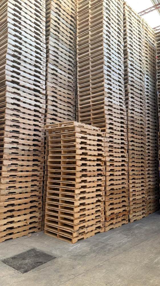 Estiba de tarimas certificadas con sello de tratamiento térmico, Tarimas Lara